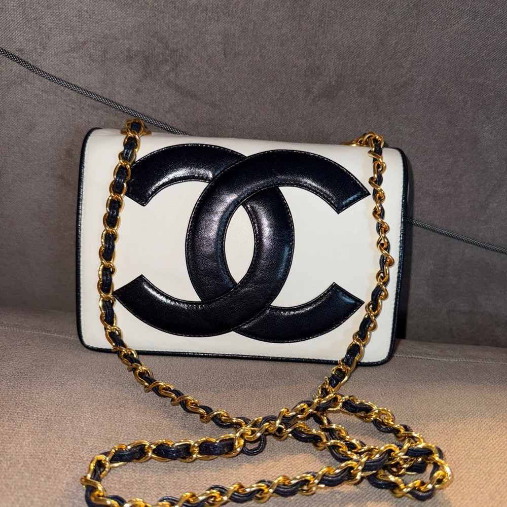 CHANEL Authentic Lambskin Black and White Flap Bag with Gold Chain